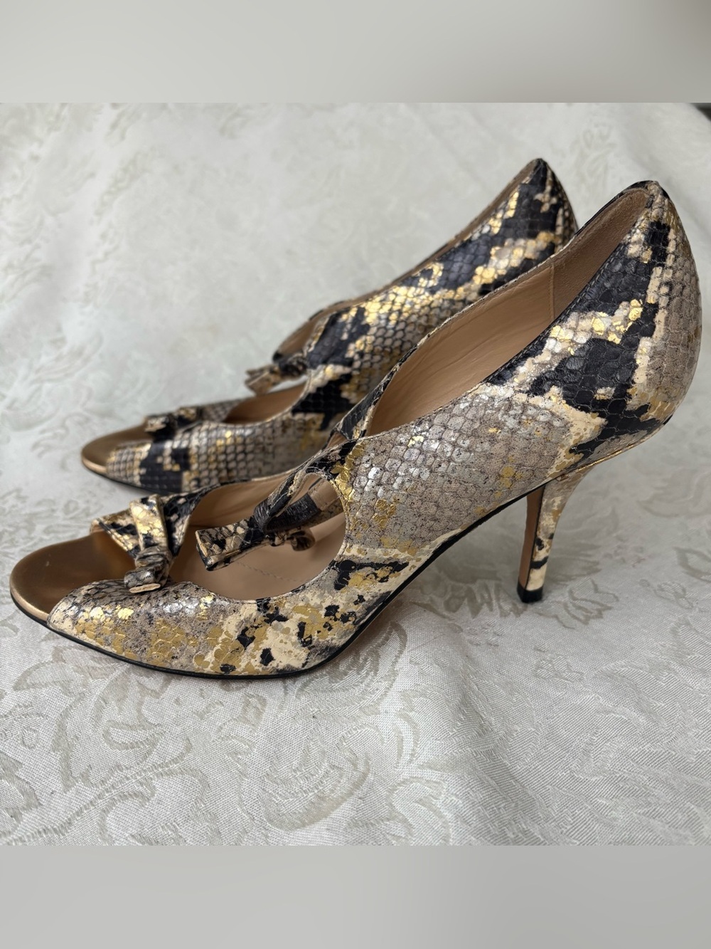 Kate Spade Gold/Black Snakeskin Print Leather Peep Hole Heels, Size 7 Medium